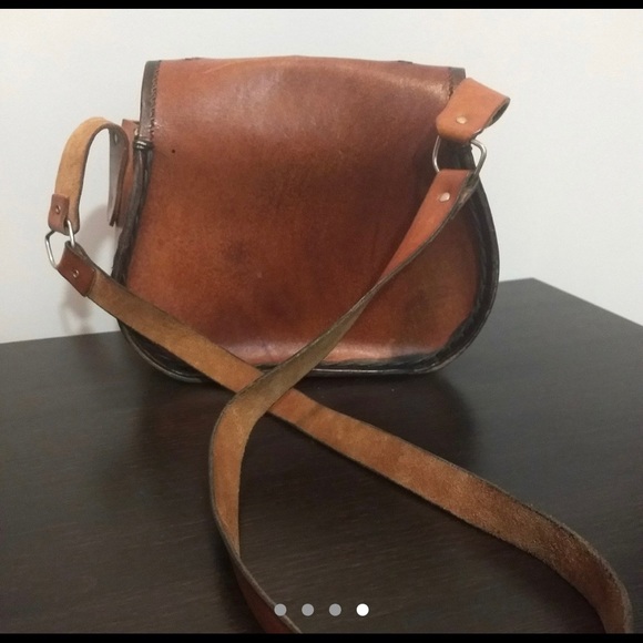 One of a kind vintage leather saddle purse - Picture 4 of 4
